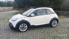 Opel Adam 1.0 T Rocks de 2015