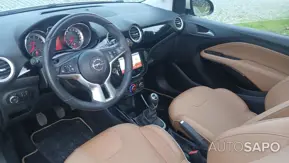 Opel Adam 1.0 T Rocks de 2015