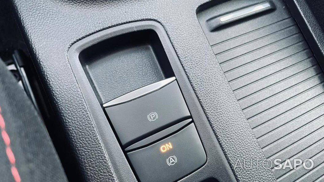 Ford Focus 1.0 EcoBoost MHEV ST-Line de 2024