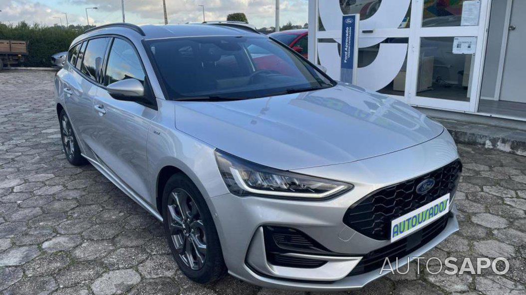 Ford Focus 1.0 EcoBoost MHEV ST-Line de 2024