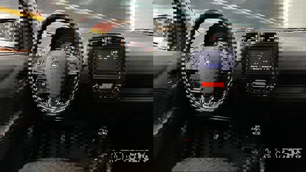 Mitsubishi Space Star 1.2 Intense Connect Edition de 2024