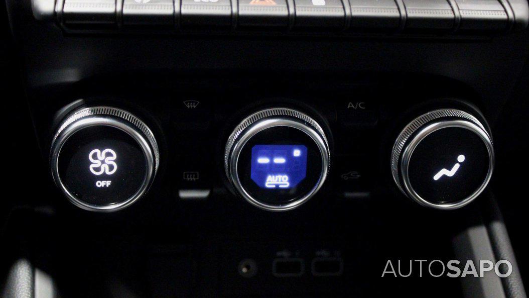 Mitsubishi Colt de 2025