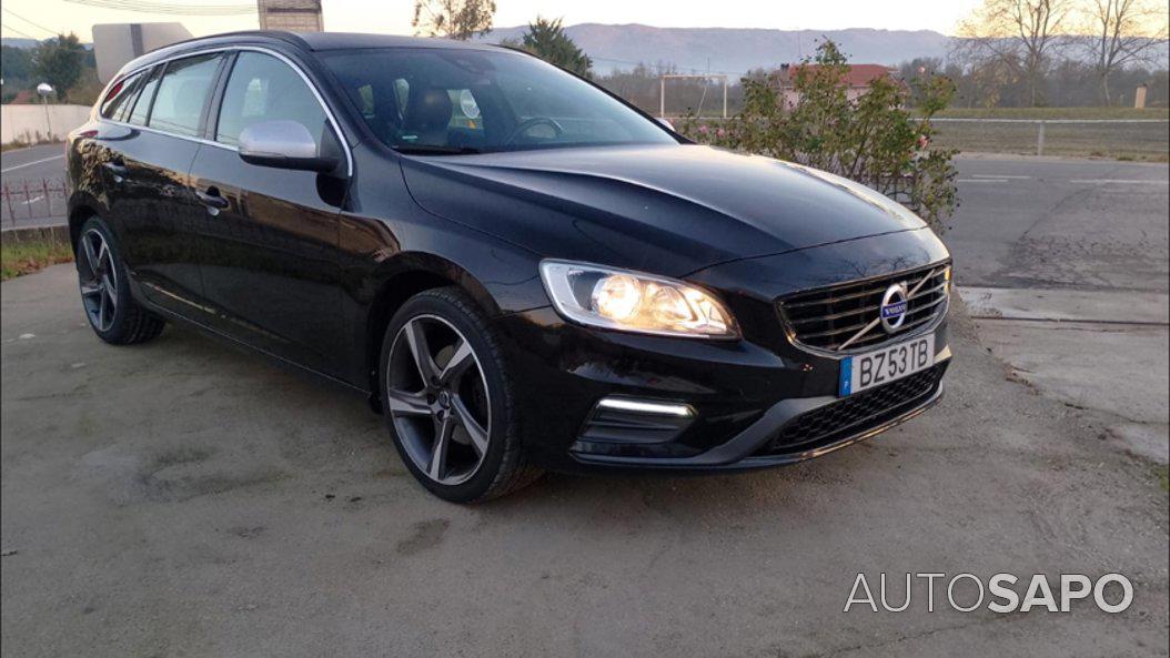 Volvo V60 2.0 D3 R-Design Momentum de 2015