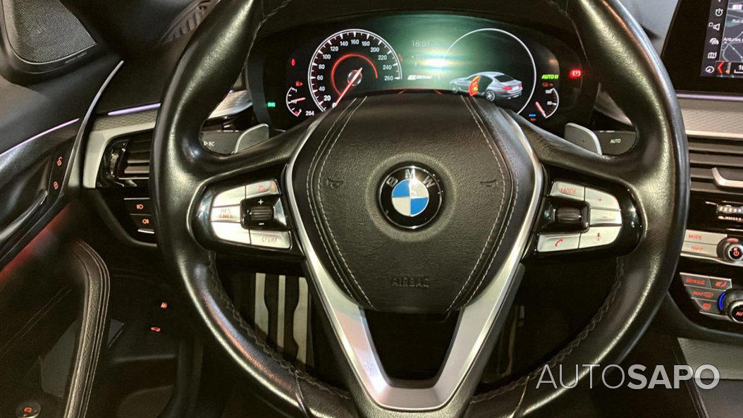 BMW Série 5 530 e iPerformance Pack M de 2019