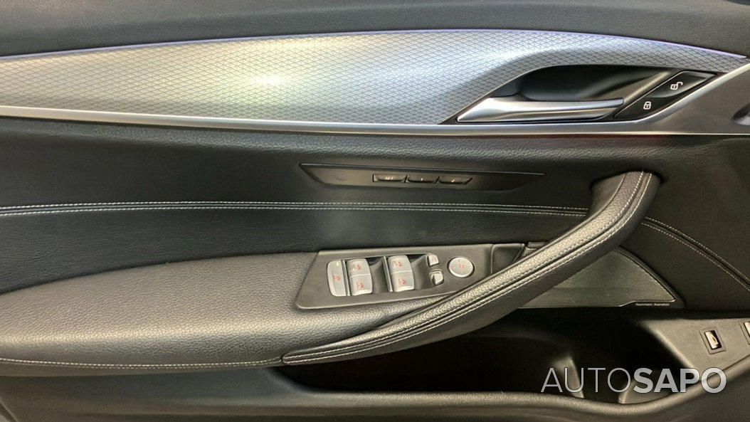 BMW Série 5 530 e iPerformance Pack M de 2019