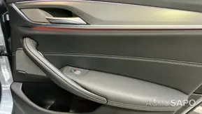 BMW Série 5 530 e iPerformance Pack M de 2019