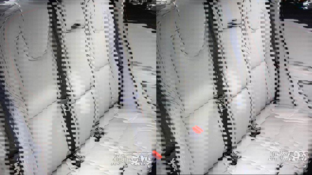 Volvo V40 Cross Country de 2016