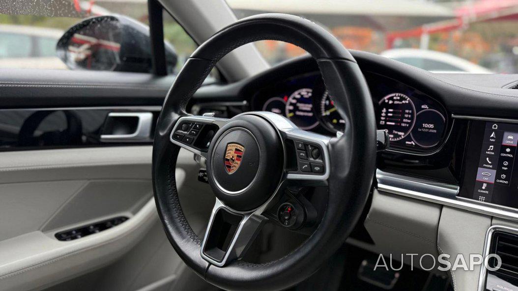 Porsche Panamera 4 E-Hybrid de 2020