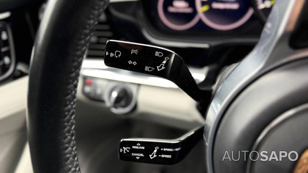 Porsche Panamera 4 E-Hybrid de 2020