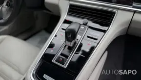 Porsche Panamera 4 E-Hybrid de 2020