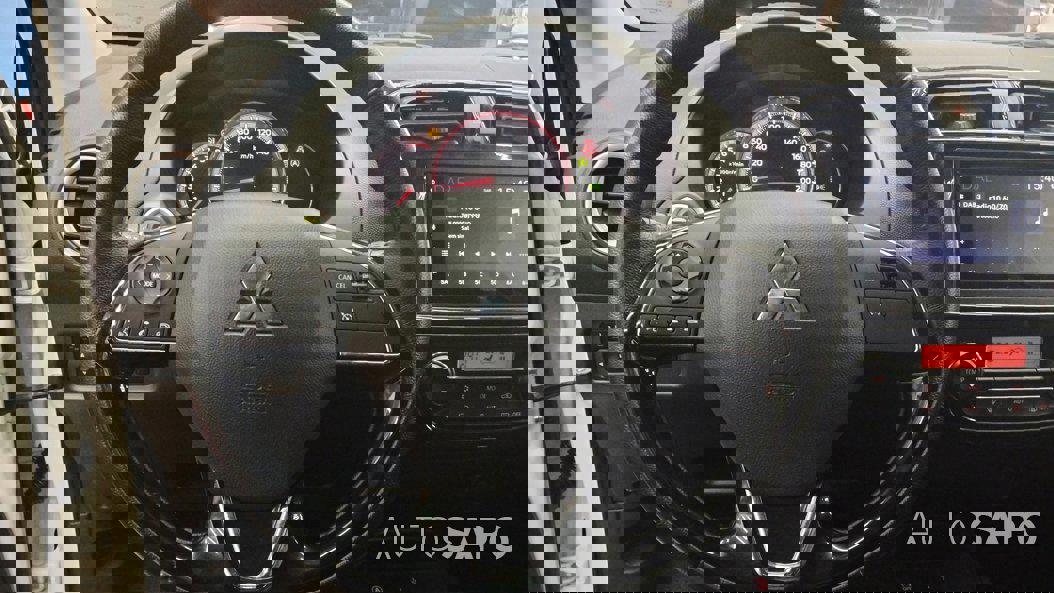 Mitsubishi Space Star 1.2 Intense Connect Edition de 2024