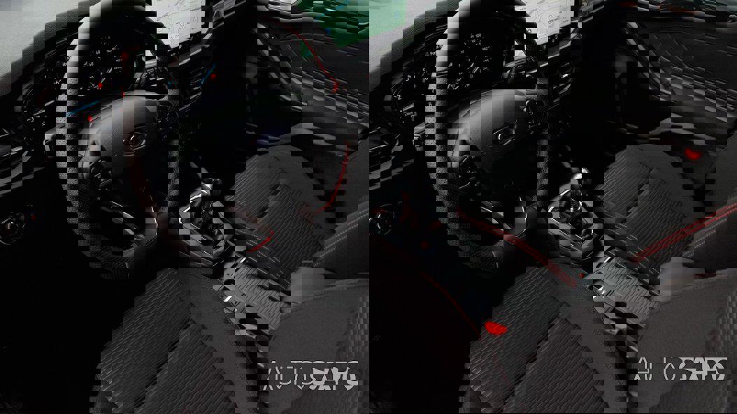 Ford Focus 1.0 EcoBoost MHEV ST-Line de 2025