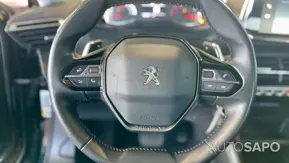 Peugeot 2008 1.2 PureTech Active Pack EAT8 de 2021
