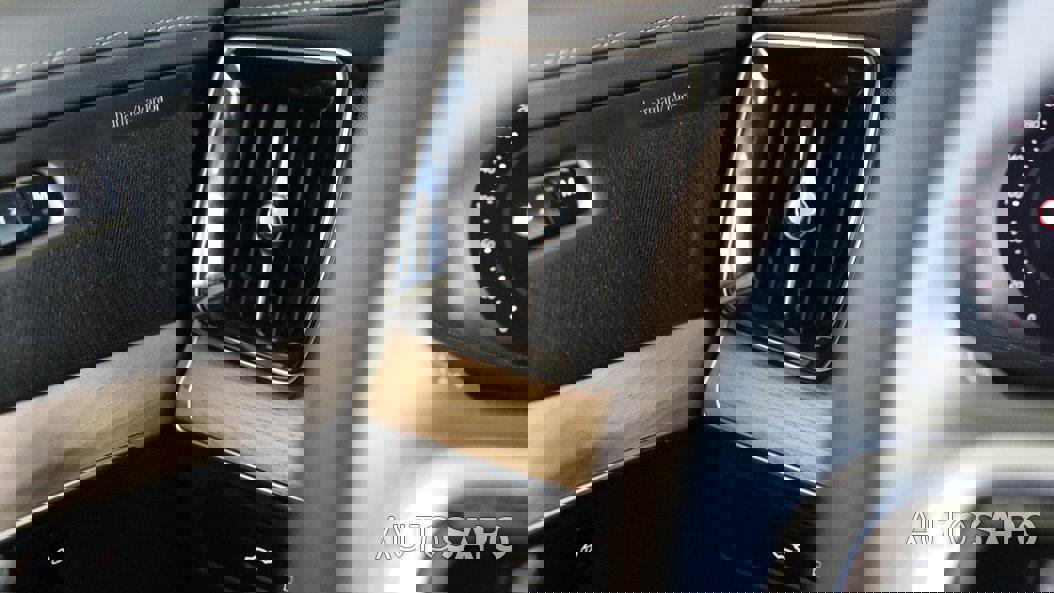 Volvo XC90 2.0 T8 PHEV Plus Bright AWD de 2025