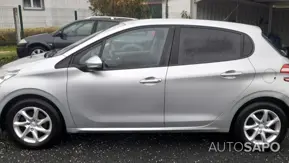 Peugeot 208 de 2015