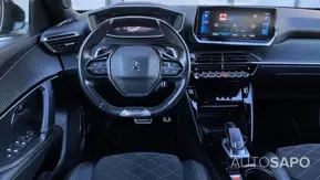 Peugeot 2008 1.2 PureTech GT EAT8 de 2021
