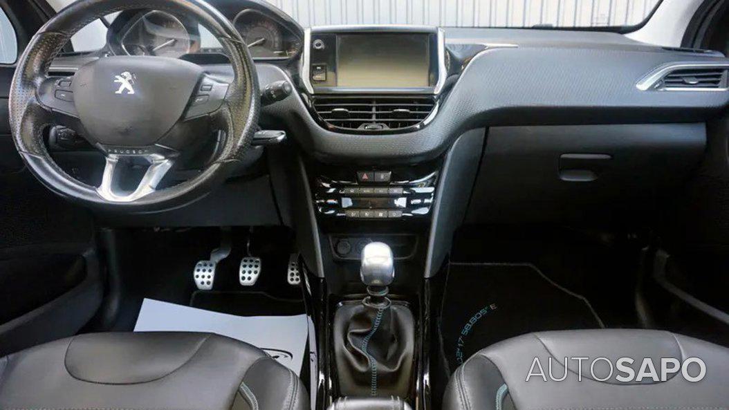 Peugeot 2008 1.2 PureTech Crossway de 2019