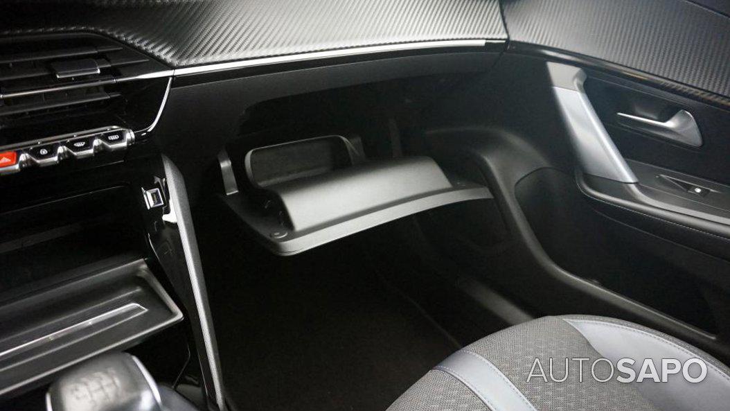 Peugeot 2008 1.2 PureTech Crossway de 2019