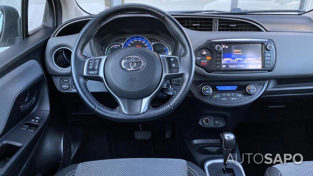 Toyota Yaris 1.5 HSD Active de 2015