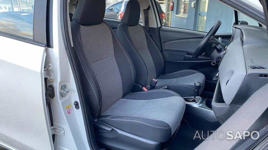 Toyota Yaris 1.5 HSD Active de 2015