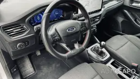 Ford Focus 1.0 EcoBoost ST-Line X de 2023