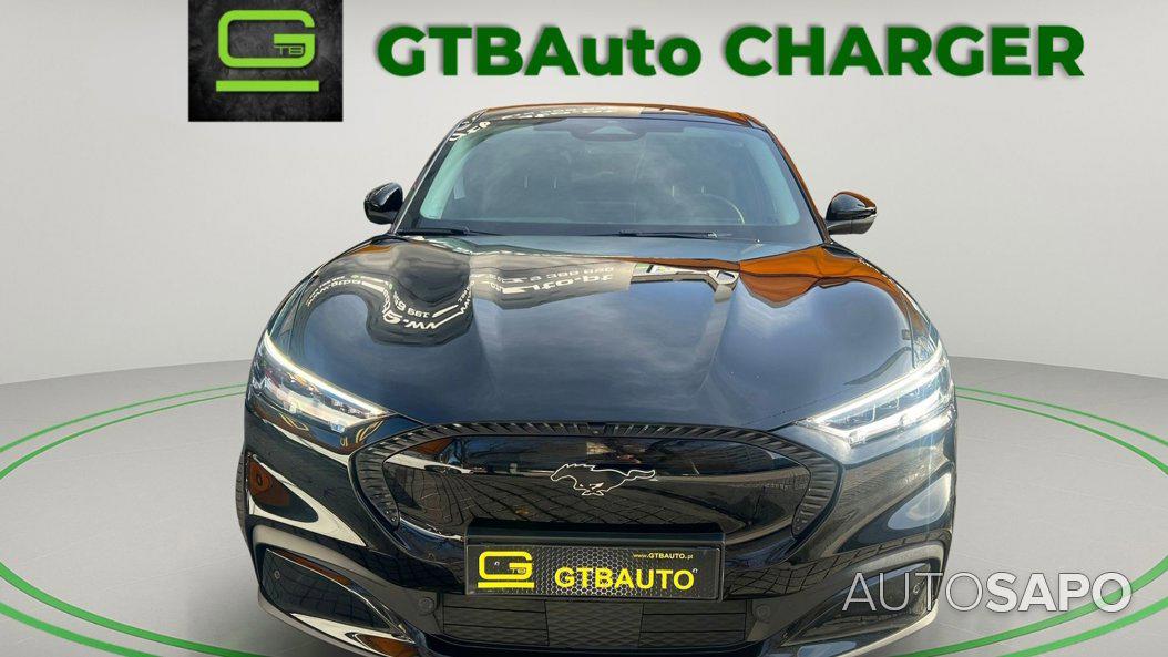 Ford Mustang Mach-E de 2022