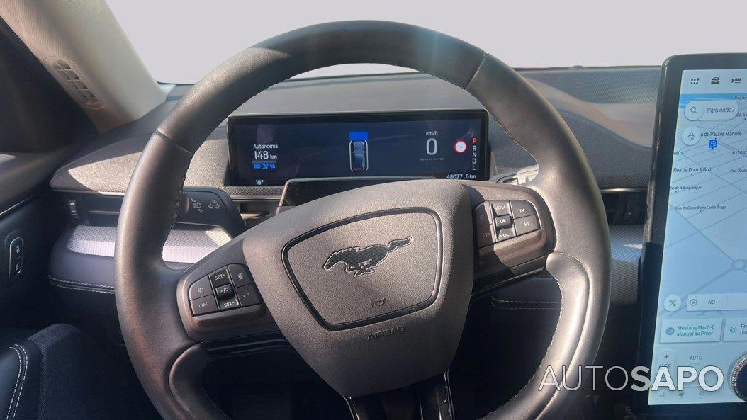 Ford Mustang Mach-E de 2022