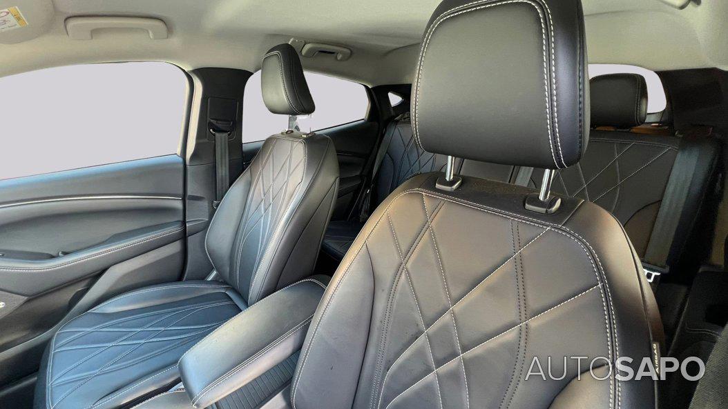 Ford Mustang Mach-E de 2022