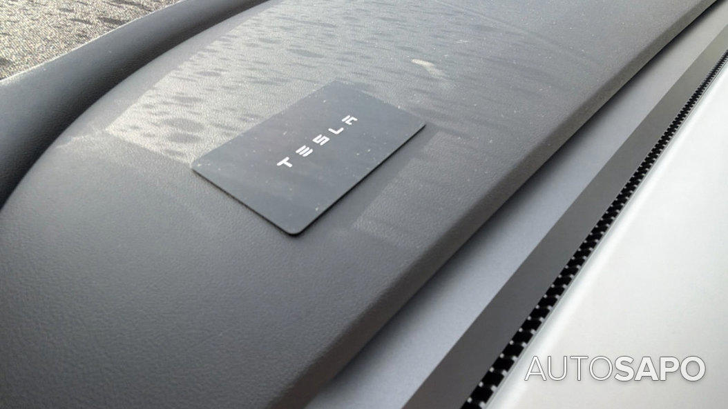 Tesla Model Y Long-Range RWD de 2024