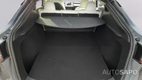 Tesla Model Y Long-Range RWD de 2024