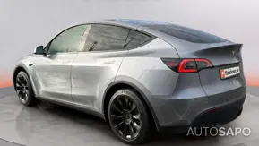 Tesla Model Y Long-Range RWD de 2024