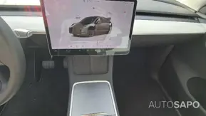 Tesla Model Y Long-Range RWD de 2024