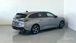 Peugeot 308 1.2 PureTech Allure Pack EAT8 de 2024