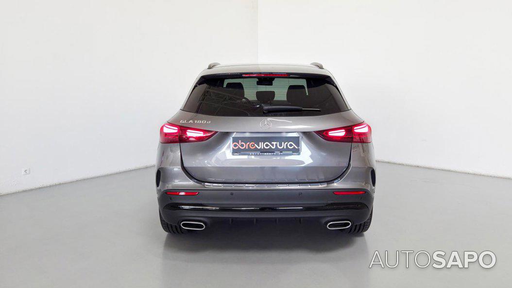 Mercedes-Benz Classe GLA 180 d AMG Line de 2025