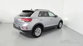 Volkswagen T-Roc 1.0 TSI Style de 2024