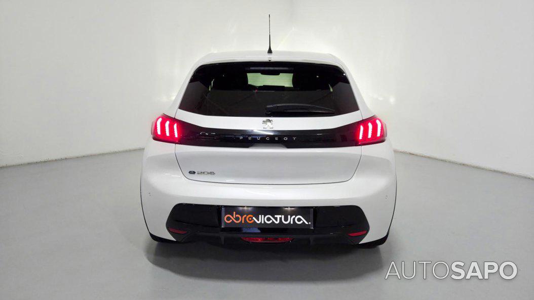 Peugeot E-208 de 2021