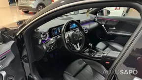 Mercedes-Benz Classe CLA 180d Shooting Brake Progressive de 2020