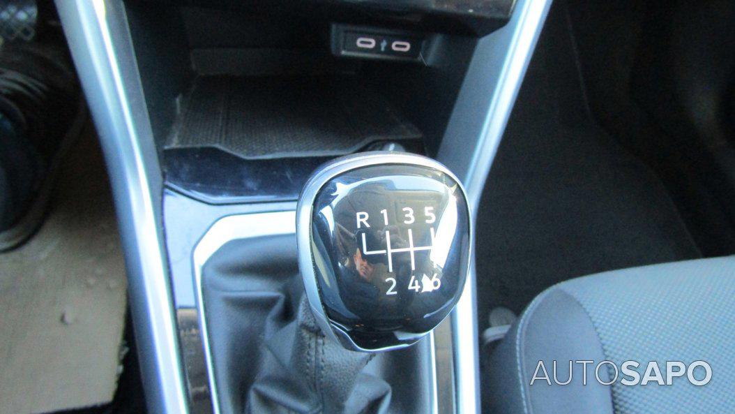 Volkswagen T-Roc 1.0 TSI de 2022