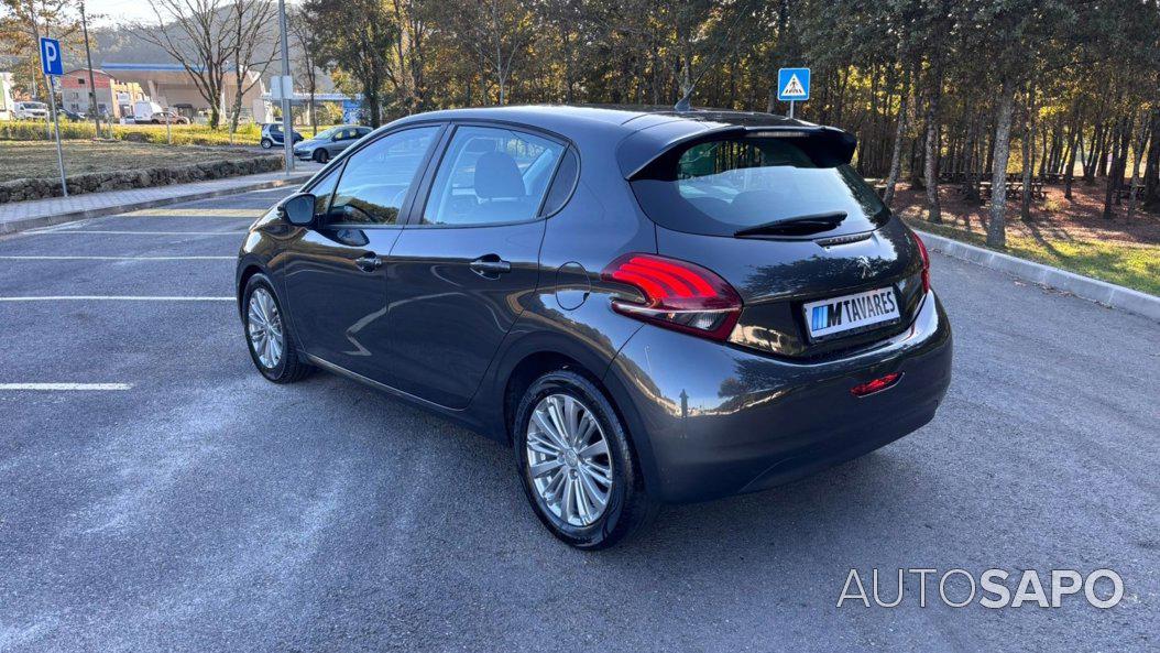 Peugeot 208 de 2016