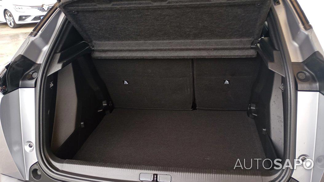 Peugeot 2008 1.2 PureTech Active Pack EAT8 de 2021