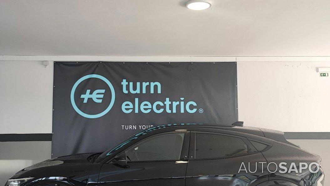 Ford Mustang Mach-E de 2023