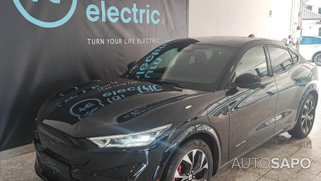 Ford Mustang Mach-E de 2023