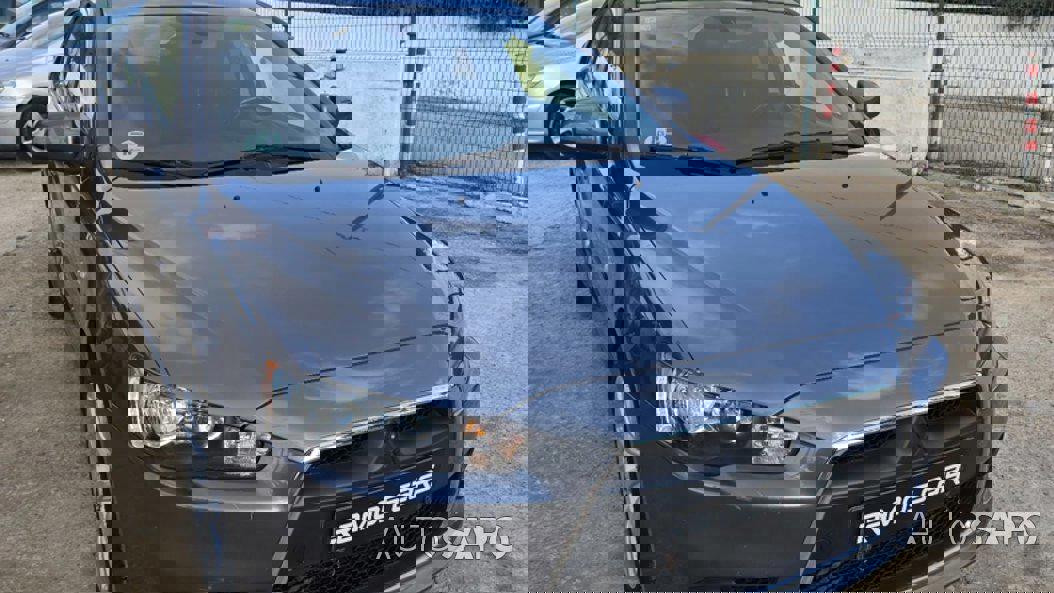 Mitsubishi Lancer 2.0 DI-D Invite de 2010