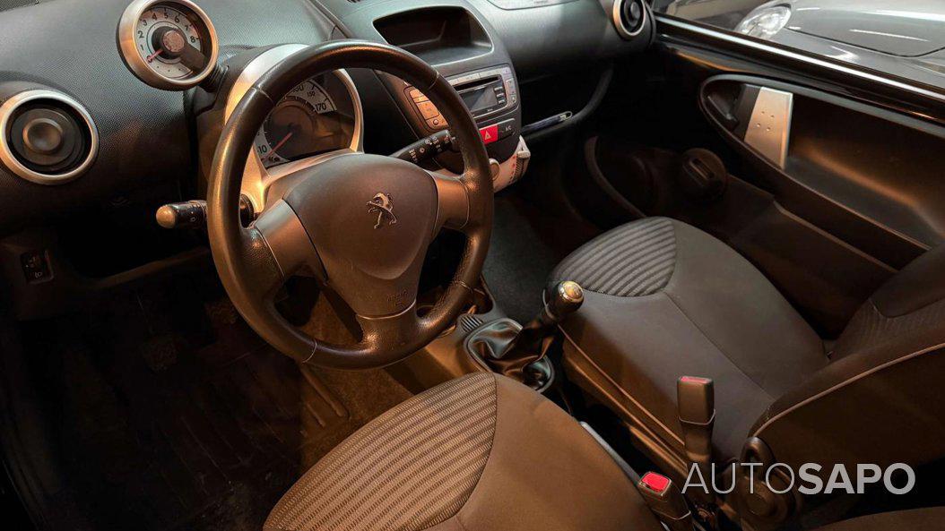 Peugeot 107 1.0 SE Envy de 2012