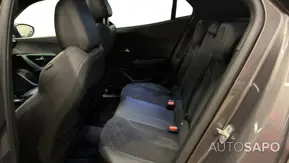 Peugeot 2008 1.2 PureTech GT EAT8 de 2022