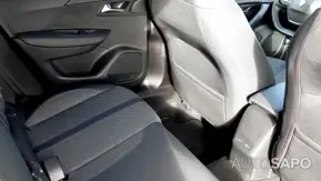 Peugeot 2008 1.2 PureTech Allure EAT8 de 2025