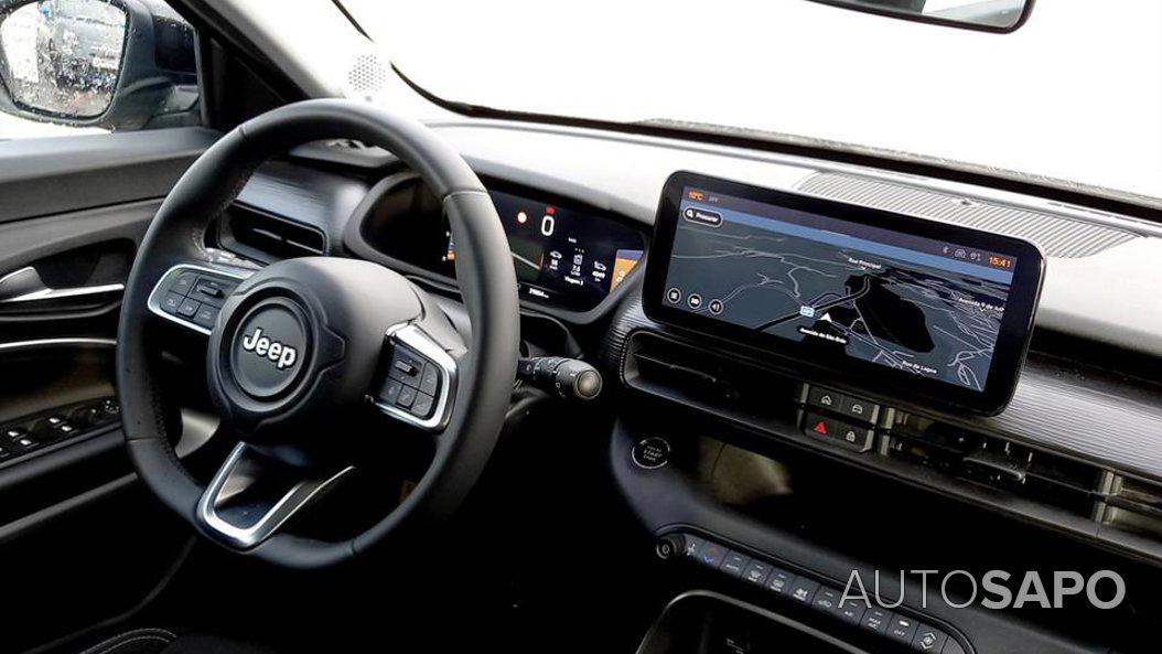 Jeep Avenger 1.2 GSE T3 Altitude de 2024