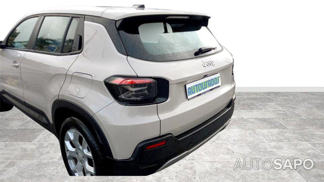 Jeep Avenger 1.2 GSE T3 Altitude de 2024