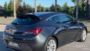 Opel Astra de 2011