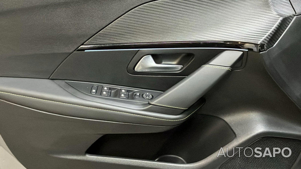 Peugeot E-208 de 2025